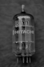 12AU7A tube from Japanese Hitachi. Photo: Kasper Bergholt.