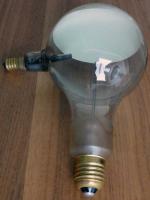 This light bulb with two Edison-Bases weights 108 grams. Total length is about 205 mm, diameter 110 mm plus the smaller Edison base at the side of about 40 mm.