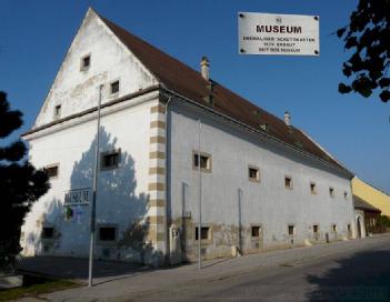 Autriche: Heimatmuseum Mannersdorf am Leithagebirge à 2452 Mannersdorf am Leithagebirge