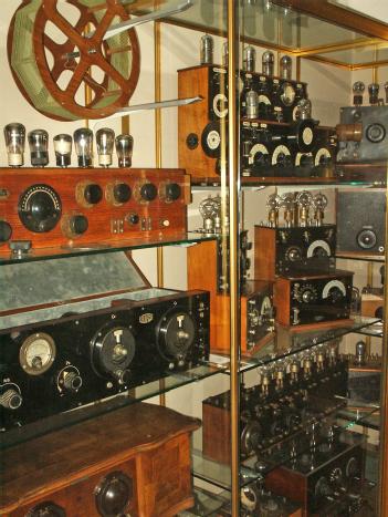 Switzerland: Radiomuseum Luzern in 6006 Luzern