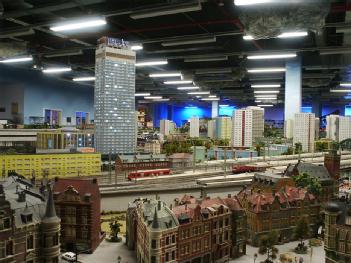 Germany: LOXX Miniatur Welten Berlin in 10179 Berlin