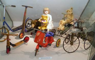 Germany: Spielzeugmuseum (Museum Lydia Bayer) in 90403 Nürnberg