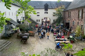 Germany: Volkskunde und Freilichtmuseum Roscheider Hof in 54329 Konz