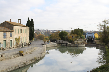 France: Canal du Midi - Écluses et Pente d'eau de Fonseranes in 34500 Béziers