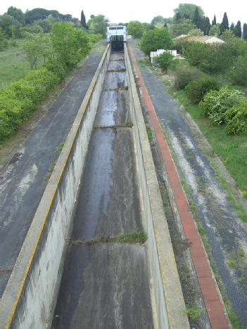 France: Canal du Midi - Écluses et Pente d'eau de Fonseranes in 34500 Béziers