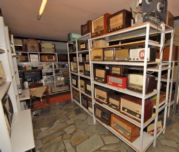 Greece: Old Radio Repairs Museum in 13231 Πετρούπολη, Αθήνα. - Petroupoli, Athens.