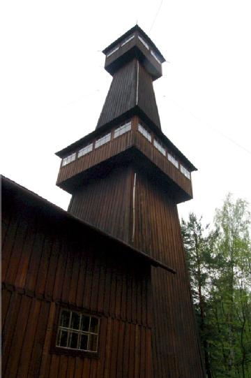 Poland: Muzeum Przemysłu Naftowego i Gazowniczego Bóbrka - Bobrka Oil Museum in 38-458 Chorkówka